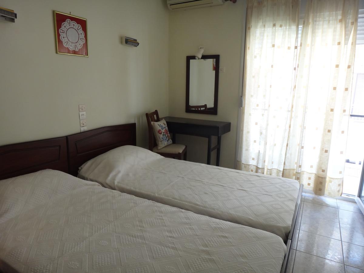 Oceanis Hotel Lutrá Edipszú Kültér fotó